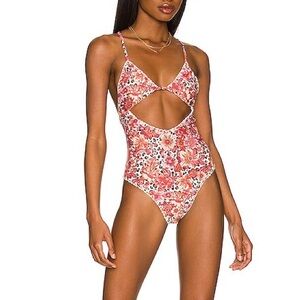 Tularosa Nayda One Piece